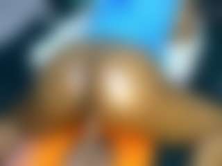 Judy-The-Booty's Live Sex Cam Show