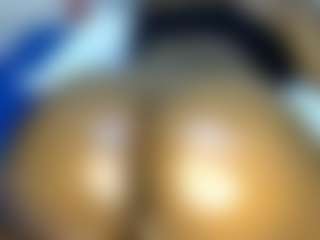 Judy-The-Booty's Live Sex Cam Show