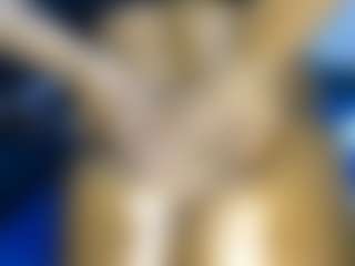 Live cam show with Judy-The-Booty - Black on Chatstar