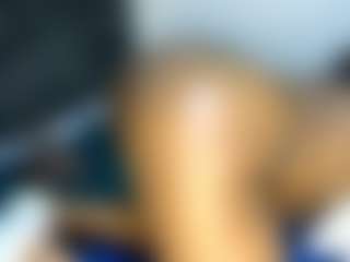 Live cam show with Judy-The-Booty - Smoking on CamwithHer