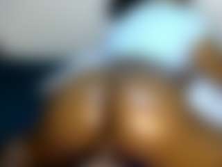 Judy-The-Booty's Live Sex Cam Show