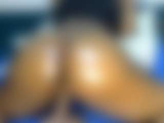 Judy-The-Booty's Live Sex Cam Show