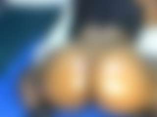 Live cam show with Judy-The-Booty - Ass To Mouth on AdultVida.com