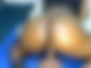 Live cam show with Judy-The-Booty - Ebony on AdultVida.com