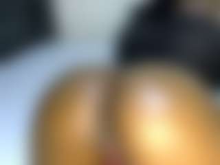 Judy-The-Booty's Live Sex Cam Show