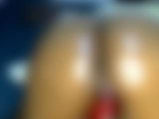 Judy-The-Booty's Live Sex Cam Show