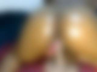 Judy-The-Booty's Live Sex Cam Show