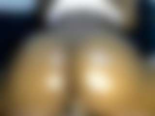 Judy-The-Booty's Live Sex Cam Show