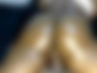 Judy-The-Booty's Live Sex Cam Show