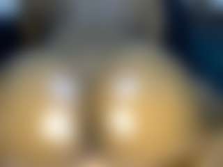 Judy-The-Booty's Live Sex Cam Show