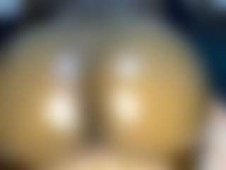 Judy-The-Booty's Live Sex Cam Show