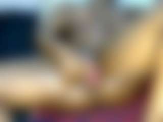 Judy-The-Booty's Live Sex Cam Show