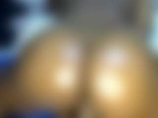 Judy-The-Booty's Live Sex Cam Show