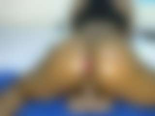 Live cam show with Judy-The-Booty - Lingerie on Camming Site