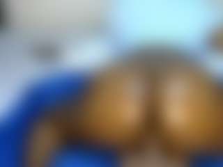 Judy-The-Booty's Live Sex Cam Show