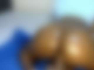 Judy-The-Booty's Live Sex Cam Show