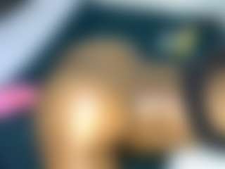 Live cam show with Judy-The-Booty - Natural on Camsoda