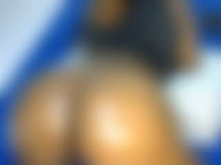 Live cam show with Judy-The-Booty - Deepthroat on Camsoda