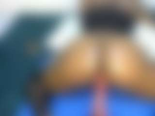 Judy-The-Booty's Live Sex Cam Show