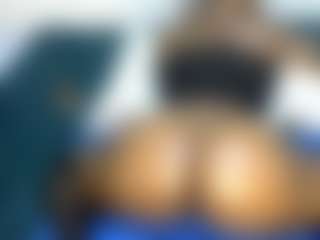 Judy-The-Booty's Live Sex Cam Show