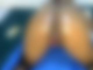 Judy-The-Booty's Live Sex Cam Show