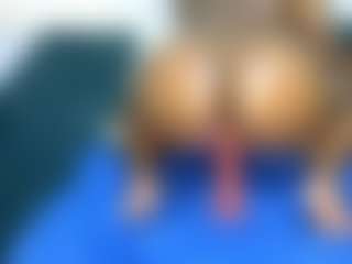 Judy-The-Booty's Live Sex Cam Show