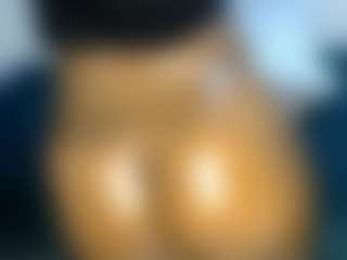 Live cam show with Judy-The-Booty - Squirt on Camsoda