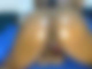 Judy-The-Booty's Live Sex Cam Show