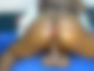 Judy-The-Booty's Live Sex Cam Show