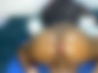 Live cam show with Judy-The-Booty - Ebony Teen (18+) on Fling VIP Chat