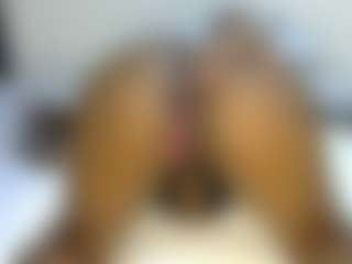 Live cam show with Judy-The-Booty - Strip Ebony on SinfulBabes