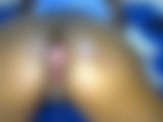 Judy-The-Booty's Live Sex Cam Show