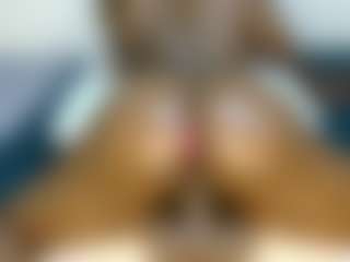 Judy-The-Booty's Live Sex Cam Show