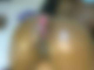 Judy-The-Booty's Live Sex Cam Show
