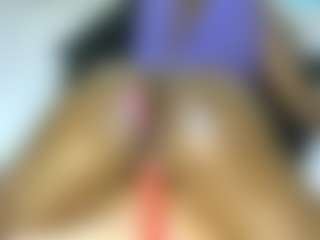 Judy-The-Booty's Live Sex Cam Show