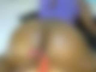 Live cam show with Judy-The-Booty - Black Young Adult on madthumbs