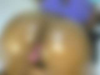 Live cam show with Judy-The-Booty - Tease Ebony on xxxlivecams.org