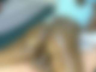 Judy-The-Booty's Live Sex Cam Show