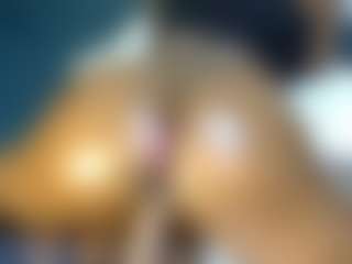 Judy-The-Booty's Live Sex Cam Show