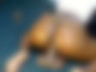Judy-The-Booty's Live Sex Cam Show