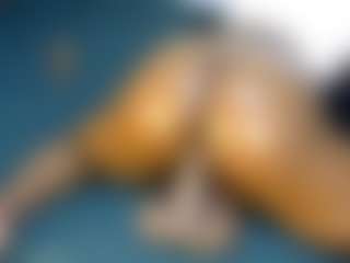 Judy-The-Booty's Live Sex Cam Show