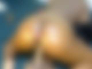 Live cam show with Judy-The-Booty - Ebony Big Ass on Gym Cam Girls