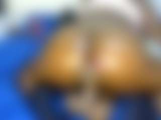 Judy-The-Booty's Live Sex Cam Show