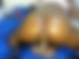 Judy-The-Booty's Live Sex Cam Show