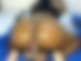 Judy-The-Booty's Live Sex Cam Show