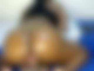 Judy-The-Booty's Live Sex Cam Show