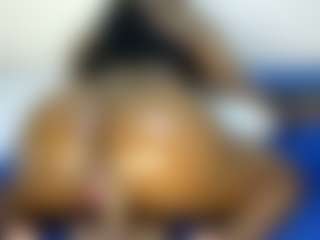 Judy-The-Booty's Live Sex Cam Show