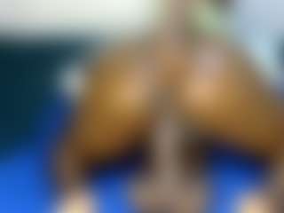 Judy-The-Booty's Live Sex Cam Show