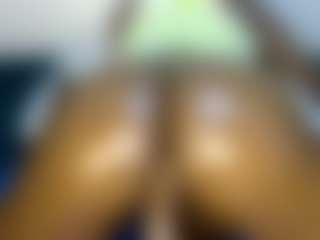 Judy-The-Booty's Live Sex Cam Show