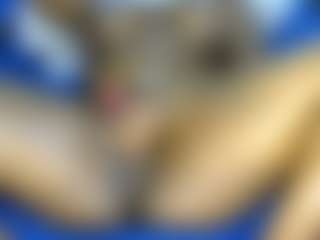 Judy-The-Booty's Live Sex Cam Show